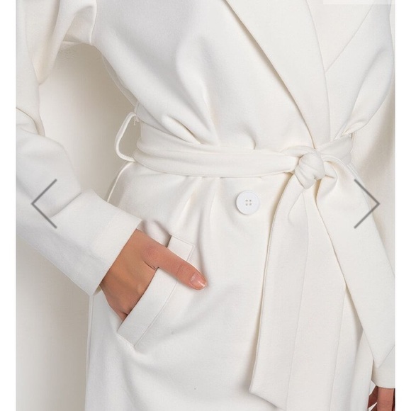 New Akira Long White Trench Coat - Picture 5 of 10